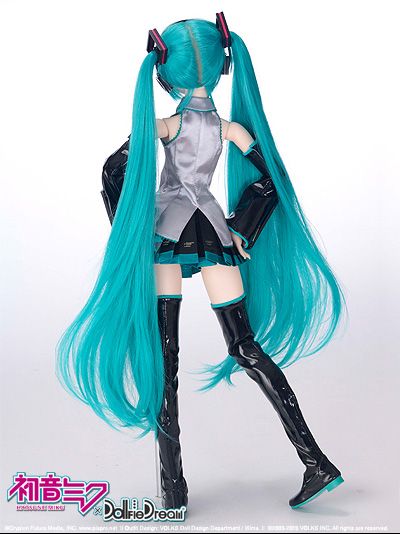 Кукла Мику Хацунэ (Dollfie Dream Hatsune Miku)