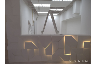 Световая панель "IQ", использована для оформления ресепшн в офисе одной из Московских фирм, г. Москва