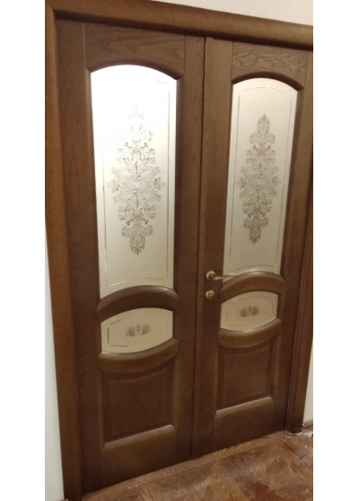 ЛАЙНДОР (УЛЬЯНОВСК)/ МОДЕЛЬ АЛИНА-2/ ПОЛОТНО ОСТЕКЛЕННОЕ/ НАТУРАЛЬНЫЙ ШПОН ЯСЕНЯ/ ТОН 35 (ШЕРВУД)