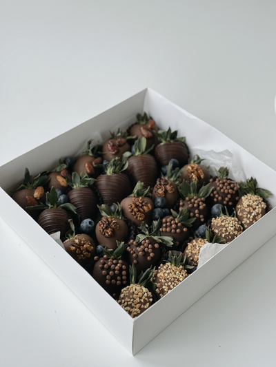 Набор 25 клубник в шоколаде "Большой"