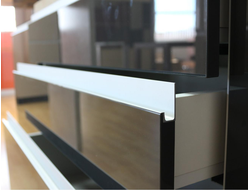 Торцевые мебельные ручки ВРЕЗНОГО монтажа