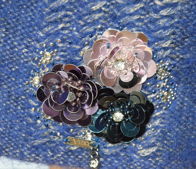 женская шапка с украшениями фото