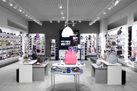 Замена светильников и ламп в магазине г.Казань.