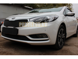 Защита радиатора KIA Cerato 2013-2016 black верх