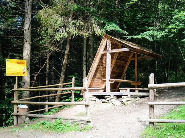 дерев’яна альтанка 