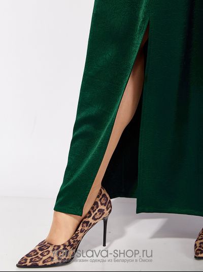 Женское элегантное платье в изумрудном цвете