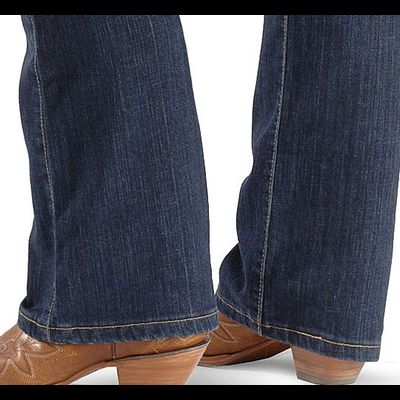 Джинсы Q-BABY™ Wrangler® Ultimate Riding Cowgirl Cut®