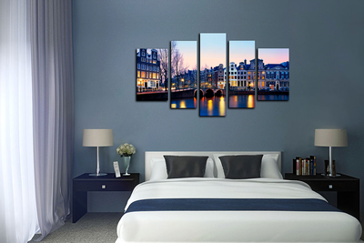 Модульная картина "Город у реки"