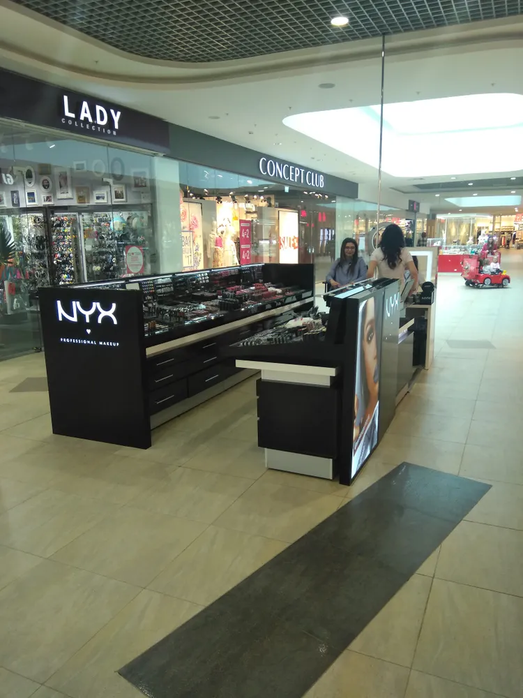 ТРЦ Сити Парк.  Установка облачной wi-fi камеры с удаленным доступом. Для  магазина косметики для макияжа американского бренда NYX.