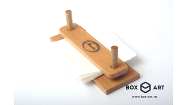 7085 Салфетница деревянная, буковая. Изготовлена на заказ из массива бука, по размерам клиента. Гравировка, лакировка.