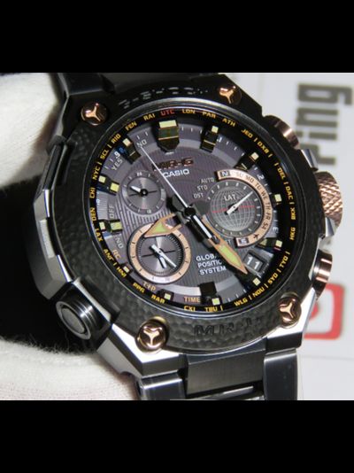 Часы Casio G-Shock MRG-G1000HT-1A