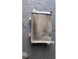 Радиатор охлаждения  основной ВАЗ2107  ( инжектор ).