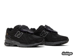 NEW BALANCE 1906R Cordura Pouch Black Мужские (40-45)