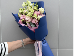 Букет из лизиантуса "Безмятежное счастье "