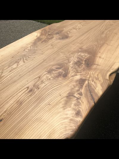 большой стол для веранды из массива