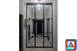 Фото 9 - Зеркальная перегородка из 3-х створок с 2-мя рядами делителей