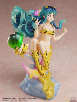 Фигурка 1/7 Лам (Lum Box Cafe Space Collaboration)