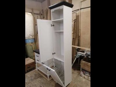 Мебель в ванную (комод + пенал)