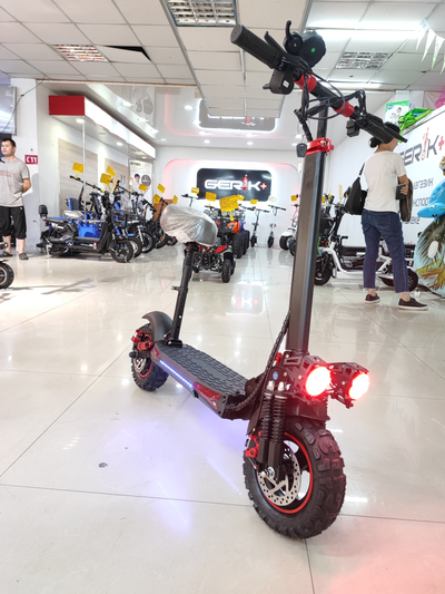 Kugoo M4 pro plus (replica)