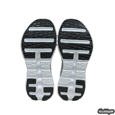 On Running Cloudtilt CloudWhite (40-45)