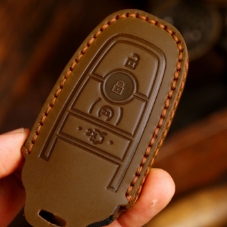 Коричневый чехол на ключ Ford Explorer 5, Expedition, Mondeo 5 (4 кнопки)