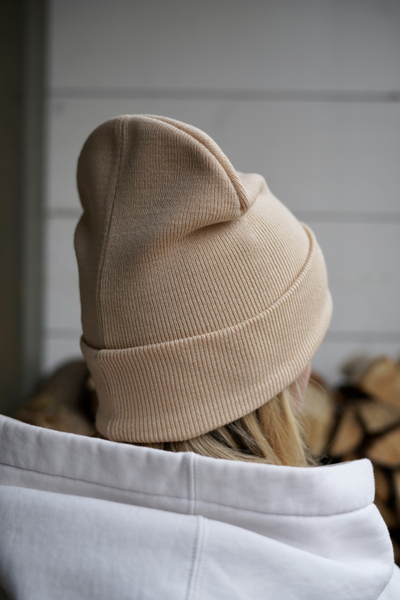 ШАПКА ПРИЯТНО "БЕЖЕВАЯ"