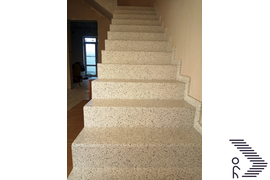 Одномаршевая прямая лестница