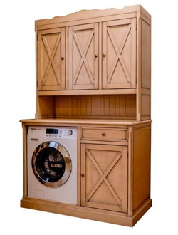 Шкаф для ванной комнаты со стиральной машиной.