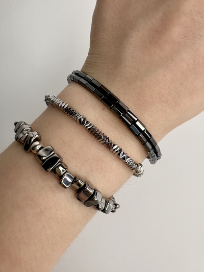 Браслеты из гематита, разные виды