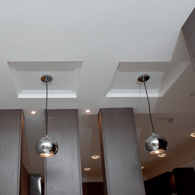 Карниз потолочный с гладким профилем из дюрополимера Orac Decor - Axxent - (Орак Декор-Акцент) CX106