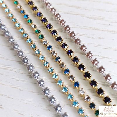 Стразовая цепочка 2-2,5 мм