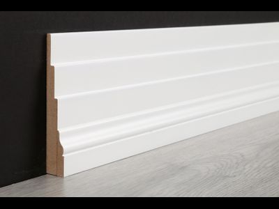 Плинтус напольный