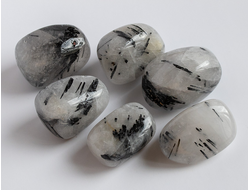 Кварц с черным турмалином (шерл) галтовка в ассортименте, Бразилия (27-32 мм, 17-21 г) №21385