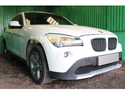 Защита радиатора BMW X1 I E84 2009-2012 (3D) black PREMIUM