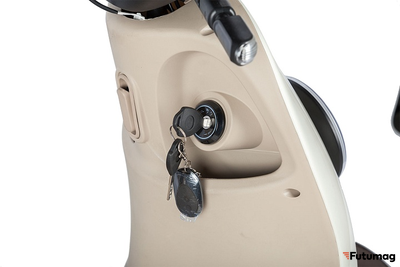 Электротрицикл Rutrike Gelbert Ogma 48V/60V 650Вт бело-коричневый