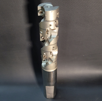 Фреза составная по металлу со сменными пластинами кукуруза 32 мм BAP400R-C32-D32-100M-220L-2T-16P