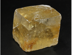 Кальцит оптический золотистый (исландский шпат), скол по спайности, Бразилия (40*35*25 мм, 76 г) №38299