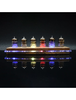 Бинарные часы CLO c винтажными радиолампами