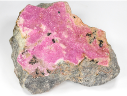 Кобальтокальцит, кристаллы на породе, Марокко (87*69*25 мм, 234 г) №28622