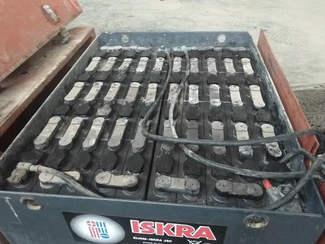 Ремонт аккумулятора вилочного погрузчика