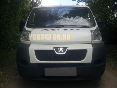 Защита радиатора Peugeot Boxer 2006-2014 black верх