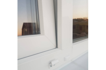 Остекление загородного дома в поселке Березняки Сергиево Посадского района. В данном заказе использовалась система REHAU DELIGHT, Фурнитура siegenia TITAN AF , мультифункциональтый стеклопакет с энергосберижением 

