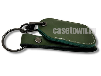 Зелёный чехол для метки сигнализации с брелком (6.7 на 4.5 см)
