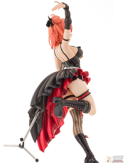 Фигурка 1/7 Юи Юигахама (Yuigahama Yui Rock.Ver.)
