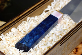 Нож ручной работы Gyuto Y82 / сталь D2 / карельская береза / синий