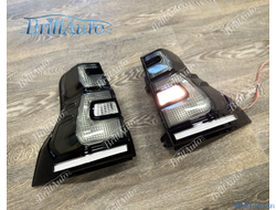 Стопы Toyota Land Cruiser Prado 150 2009-2017 стиль 2018+ с анимацией (дымчатые)