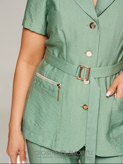 Женский льняной костюм мятного цвета