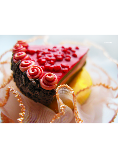 Брошь-тортик из термоглины. Коллекция &quot;вкусных&quot; украшений