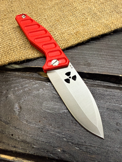 Фрикционный складной нож Атом-1 сталь VG-10, рукоять G10 красный