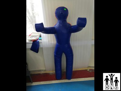 Манекен для борьбы двуногий МДБТ 2 (высота 1,3 м, вес 15-20 кг, тент) DNN